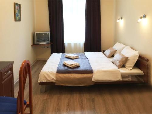 Three-Bedroom Apartment Lychakivskyi