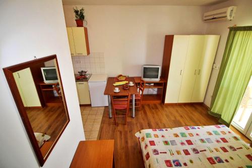 Apartments Marko Nemira - image 5