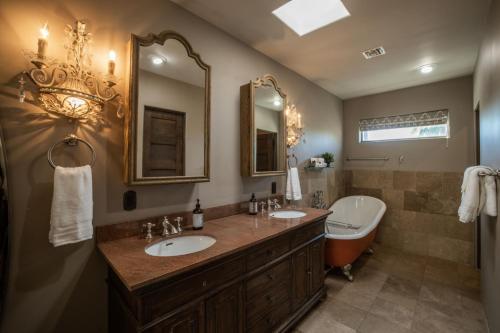 Bathroom, North Scottsdale on 70th Pl home in Carefree