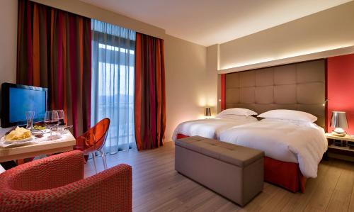 Esplanade Tergesteo - Luxury Retreat Hotel Esplanade Tergesteo is a popular choice amongst travelers in Montegrotto Terme, whether exploring or just passing through. The hotel offers guests a range of services and amenities designed to p