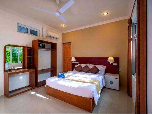 Sunset Beach View, Dhangethi (foto 8)