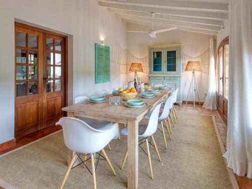 Holiday Home El Torrero by Interhome in La Mandarina