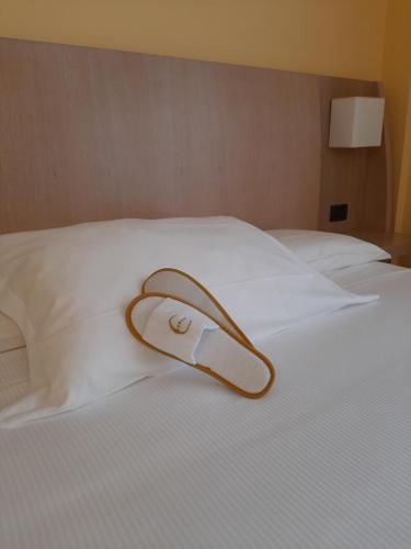 Hotel Chiaraluna - image 11