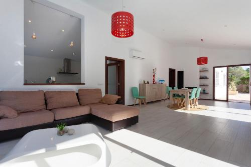 Son Veri Vell - image 2