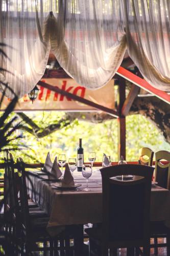 Hotel Vila Vrbas - 레스토랑