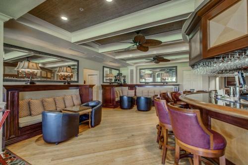 Hyland Hills Ave - image 7