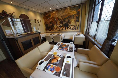 Hotel du Chateau in Vincennes