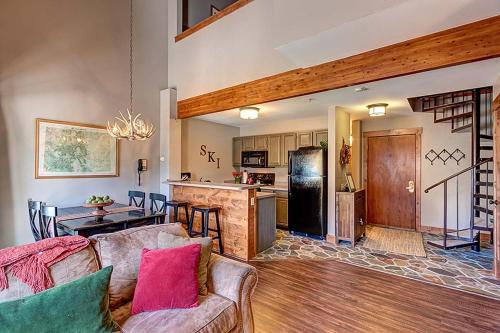 River Mountain Lodge W309 in Breckenridge, USA