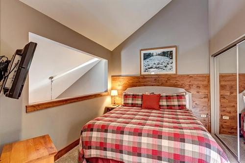 River Mountain Lodge W309 - image 14