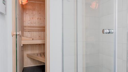 Bathroom, Apartmenthaus Wittsande Wittsande 11 in Zingst