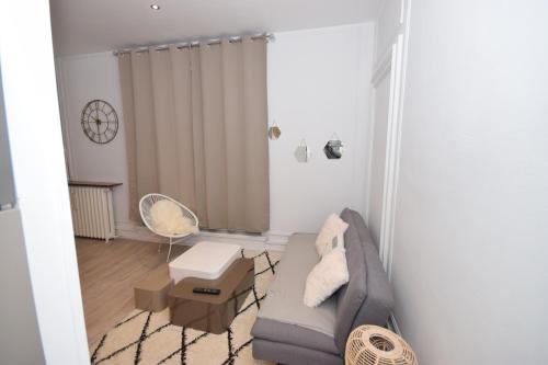 CHIC APPART DESIGN - HYPER CENTRE - TRAMWAY - FREE WIFI - leRelaisdOdile12 - main image