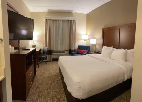 Comfort Inn Mifflin - Pittsburgh - main image