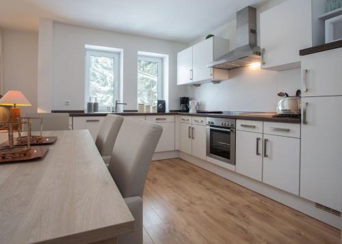 Apartment - Im Hohlen Seifen 10-R - main image