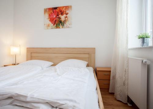 Apartment - Im Hohlen Seifen 10-R - image 4