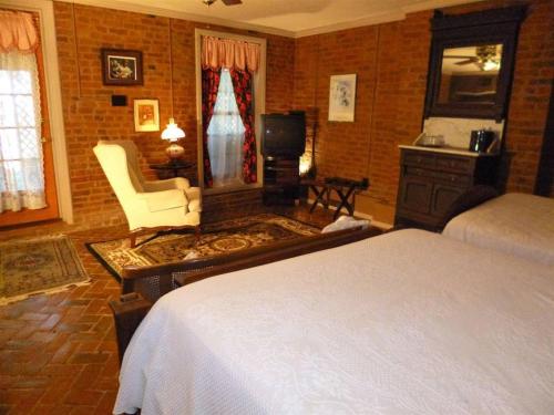 Corners Mansion Inn - A Bed and Breakfast - 편의 시설/서비스
