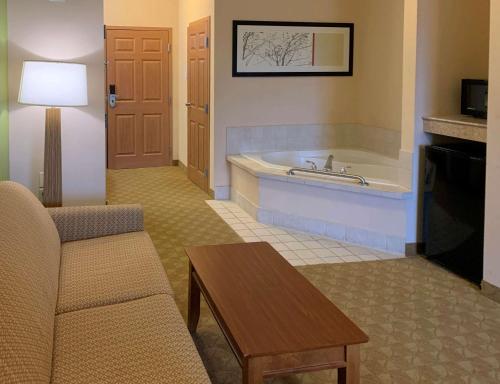 Sleep Inn & Suites