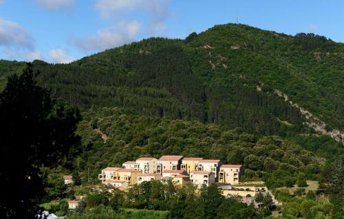 Résidence Les Bains d'Avène 2p4p gîte à louer Saint-Martin-des-Combes