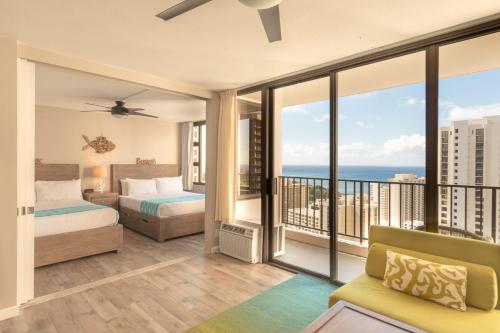 Deluxe 32nd Floor Condo - Gorgeous Ocean Views Free Wifi & Parking! - image 3