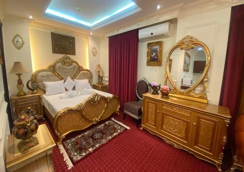 Executive Suite image 6