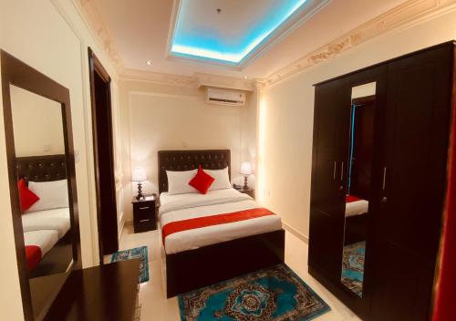 Superior Suite room in Majestic Hotel