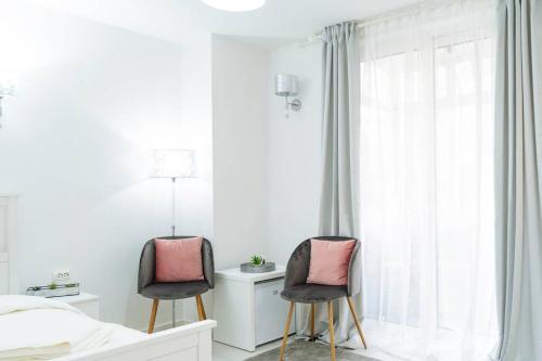 Best Central Old Town Bright Studio