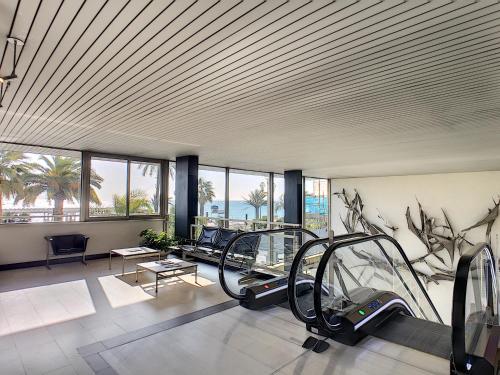 Nestor&Jeeves - SUITE ROYAL LUXEMBOURG - Central - Swimming pool on roof - image 4