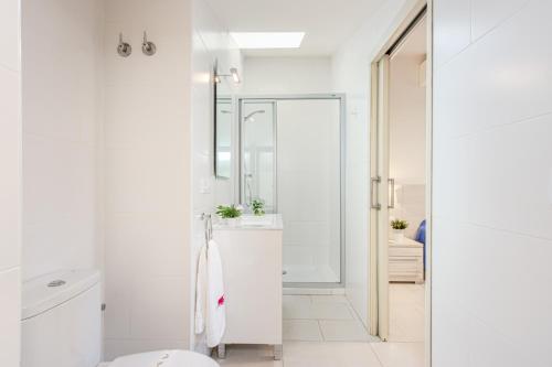 Apart-Rent Apartamento Francesc Macià Ático - image 14