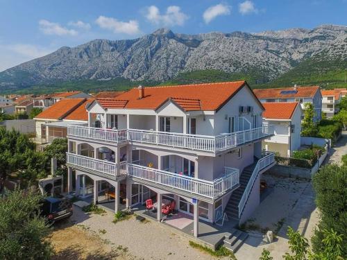 Villa Vrebac Badem on the Peljesac peninsula