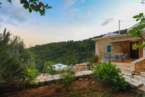 Villa Regina: Above Agni superb views and pool - image 5