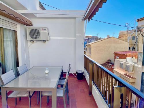 One-Bedroom Apartment image 3