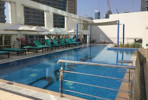 Fresh 2BR Apartment at Park Central Business Bay by Deluxe Holiday Homes, Dubaj (fotografie 8)