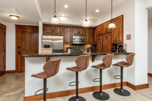 2151MSCO condo - image 3
