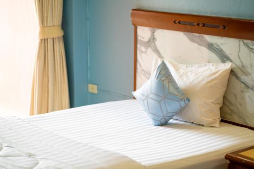Mayfa Hotel - SHA extra plus – Phuket, WY