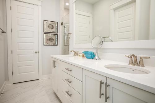 Prominence Rentals on 30A by Panhandle Getaways detail