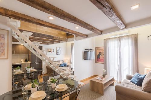 MIT House Chueca Duplex II en Madrid - image 4