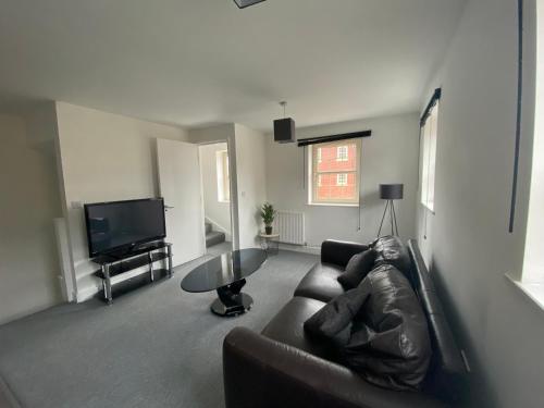 Doncaster Furnished House For Short Lets