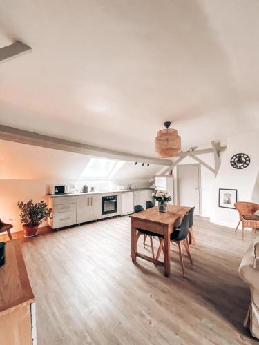 Chambres Privées dans une maison de charme (Chambres Privees dans une maison de charme) in Сан-Бріс-су-Форе