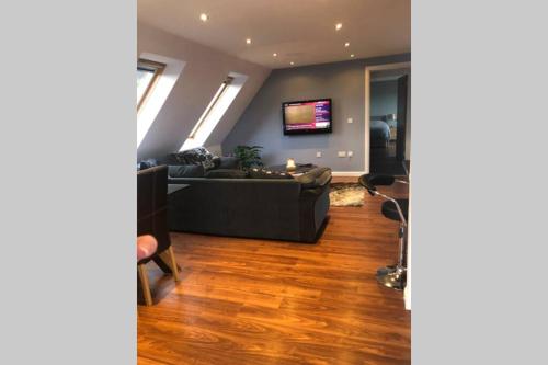 Picture of Private Coach House In Gated Residence