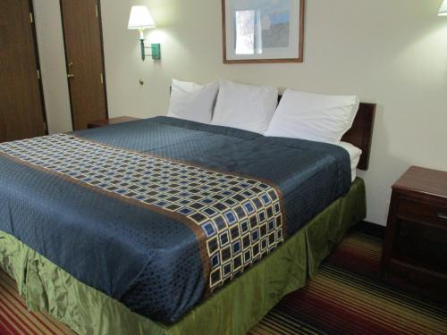 Travelodge by Wyndham Spirit Lake/Okoboji