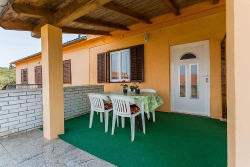 Apartment Vesna - 100m from sea - Luka