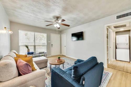 Urban Relaxation 2 BR Apartment in Dallas, USA