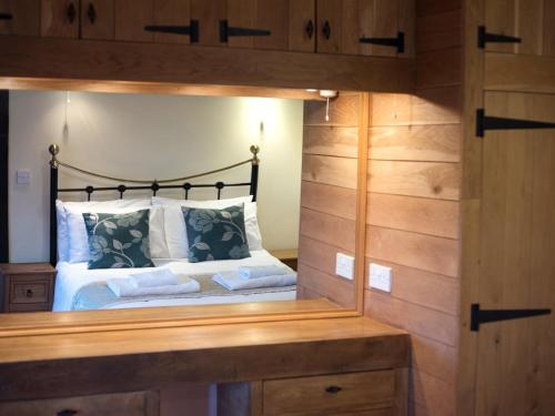 Yew Tree Cottage Malvern - image 8