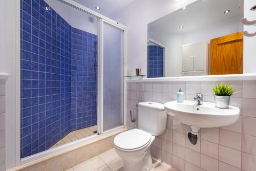 Holiday home Reserva del Higueron - image 8