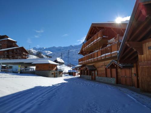 Madame Vacances Chalet Hayley gîte à louer Les Bruyères