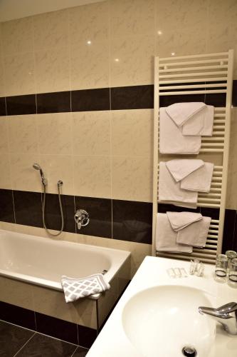 Hotel Krone - image 11