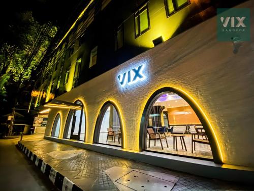 VIX Bangkok Hotel @ Victory Monument