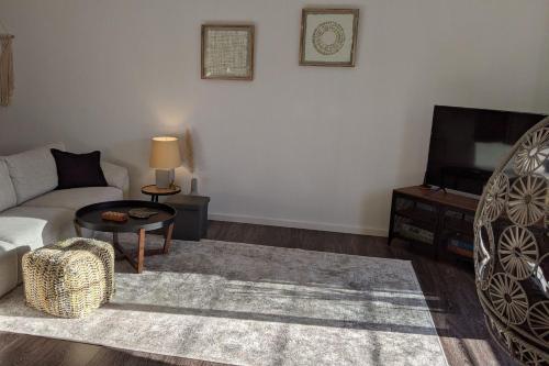 LovelyStay - Sesimbra 3BDR Apartment W/Terrace - image 7