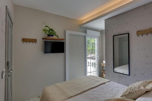 Double Room image 2