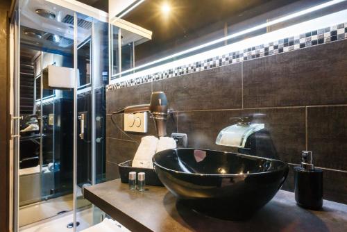 Sicily Suite - image 4