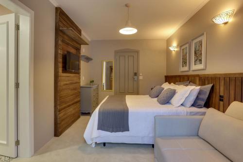 Triple Room image 5